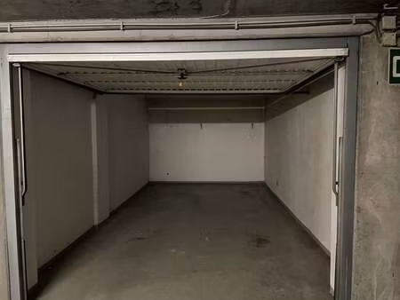 garage à louer à heist-aan-zee € 200 (ljqgn) - immo holiday | zimmo