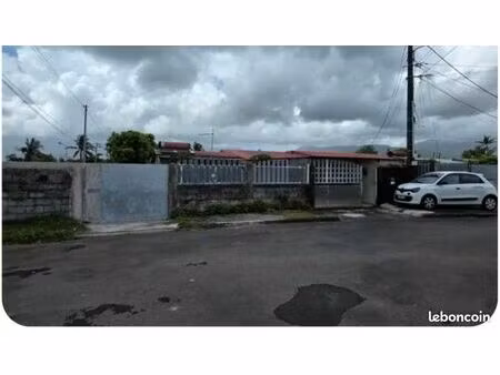 maison plain-pied 94 m2 (terrain 313 m2) st benoît