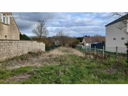 terrain 720 m² à auger-st-vincent