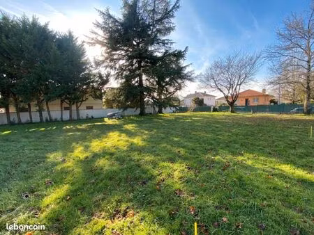 terrain 612 m² aureilhan