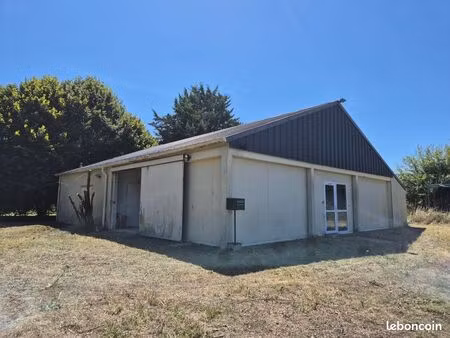 local d'activité de 170 m² sur 2850 m² de terrain