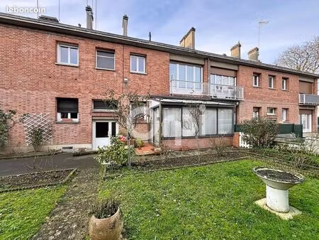 appartement 2 pièces 61 m²