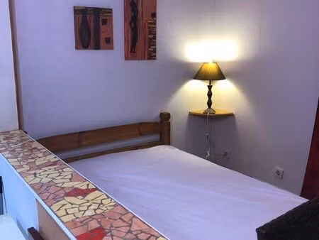 studio 33m2 proche rauzan