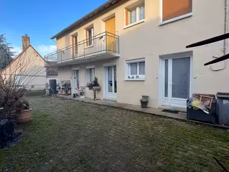 propriété 6 pièces 223 m²