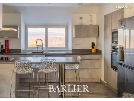 maison 3 pièces 115 m²