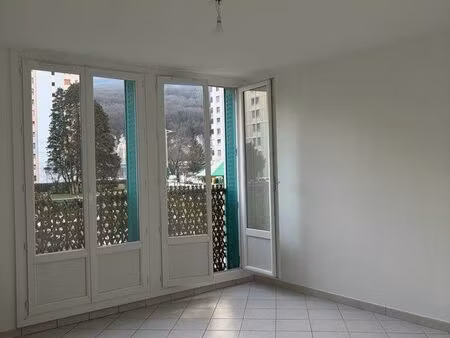 à louer – appartement 3 pièces de 56 m² fraîchement rénové