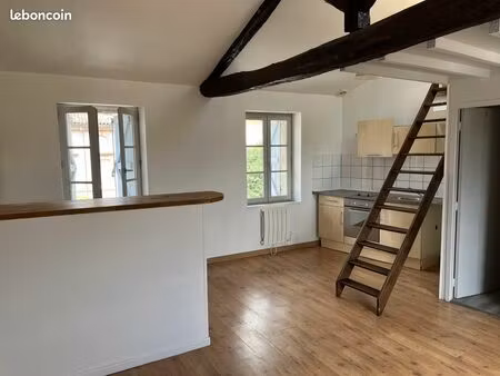 studio 1 pièce 30 m²