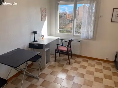 studio meublé 10mn paul sabatier inclus internet et laverie