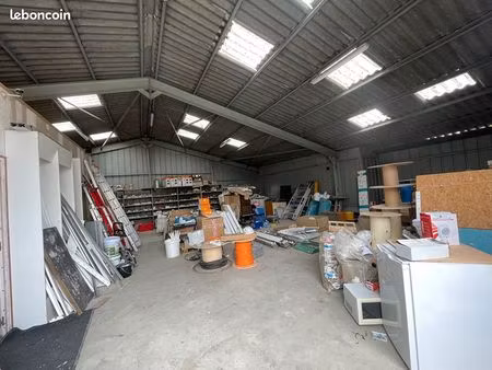 maison 2 pièces 180 m²