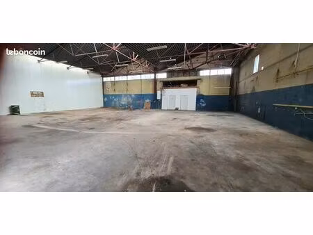 a louer entrepôt