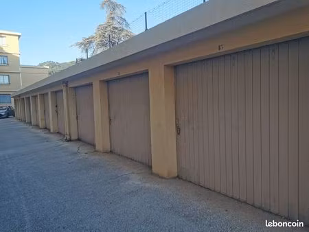 parking/box 14 m² la valette-du-var