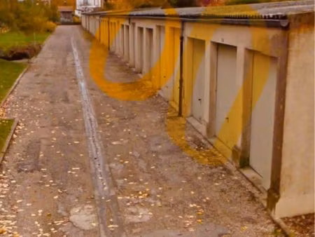 lot 2 garages à vendre