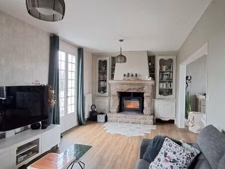 maison 8 pièces 160 m²