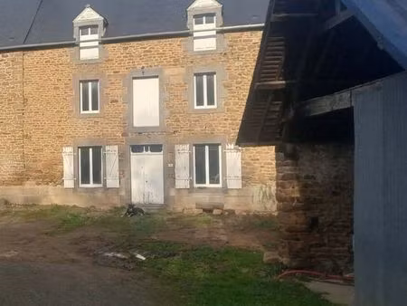 maison mitoyenne à rénover 210m2