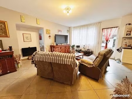 appartement 3 pièces 69 m²