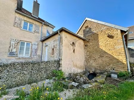 appartement 5 pièces 85 m²