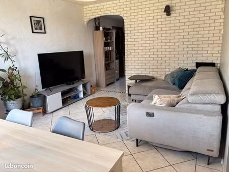 t4 pau université 89m2 avec cave