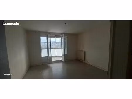 appartement 3 pièces 65 m²