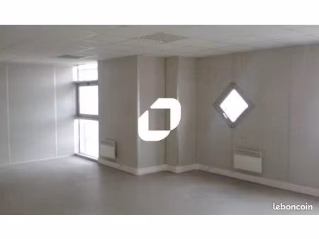 bureaux 118 m²