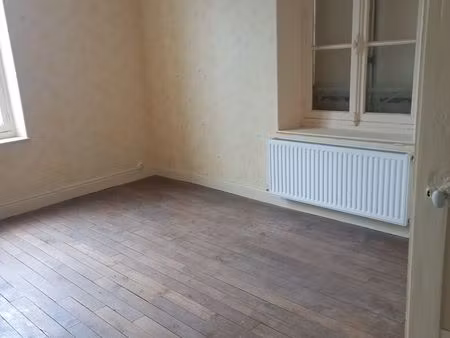 maison 5 pièces proximité commerces  école