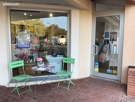 local commercial castelginest