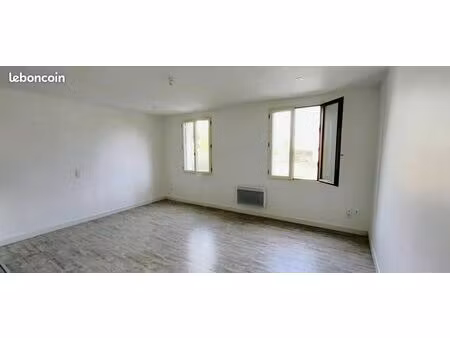 studio 27 m² chabeuil