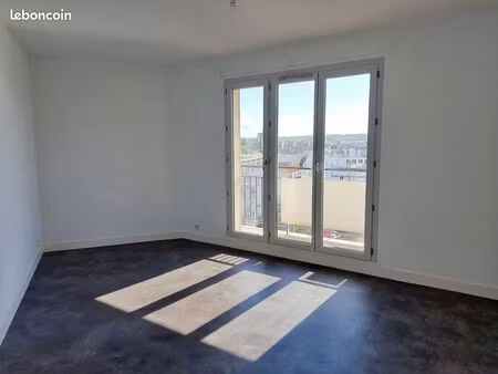 t4 65 m² - rénové et lumineux - proche centre