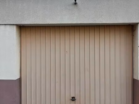 location garage la garde