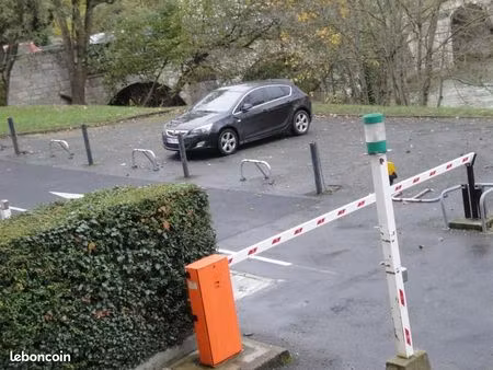 parking 11 m² montargis