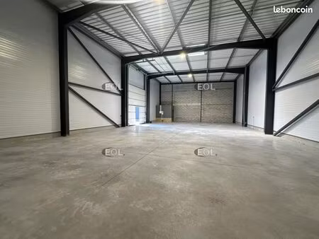local d'activité 278 m²