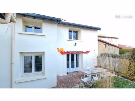 maison 6 pièces 167 m²