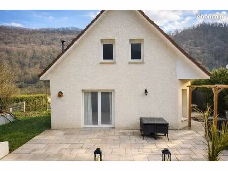 maison 7 pièces 144 m²
