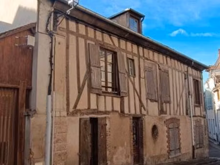 appartement f4 en duplex – 70 m² – immeuble xviiᵉ siècle