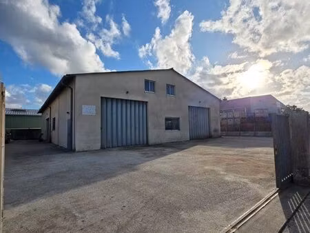 bureau atelier stockage parking cestas