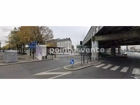 local commercial 93 m²