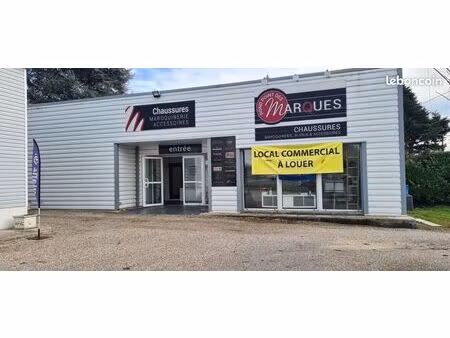 local commercial a louer