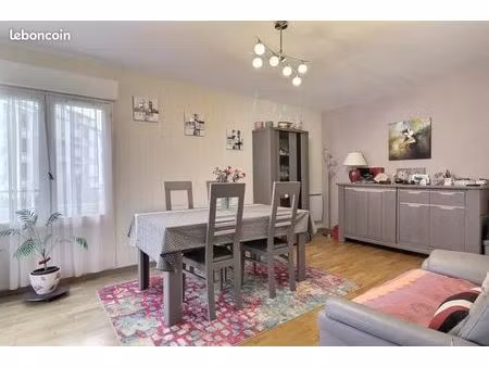 appartement 3 pièces 70 m²