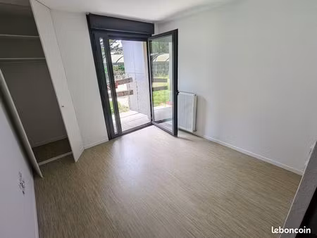 à louer – studio meublé 25 m² – rez-de-chaussée