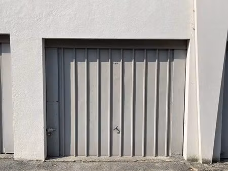 garage 15m2 - secteur pin franc