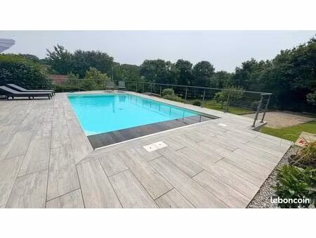 maison 7 pièces 220 m²