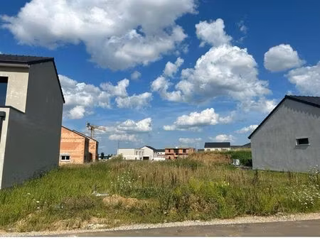 terrain viabilisé libre de constructeur fameck