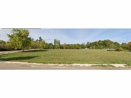 terrain 1 448m2 is sur tille