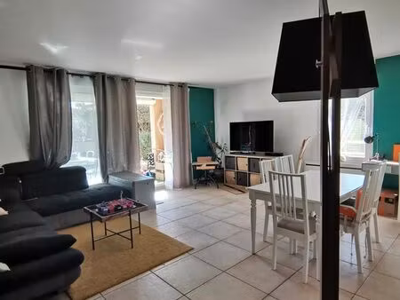 location t3-82m2/jardin-120m2/garage/cave