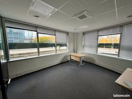 bureaux 50 m²
