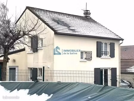 maison 6 pièces 103 m²