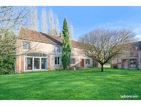 longère 5 pièces 159 m²