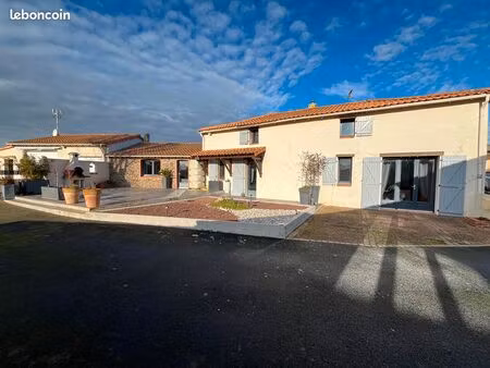 longère 7 pièces 230 m²