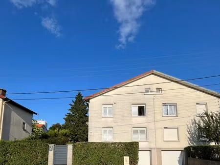 belle maison mitoyenne