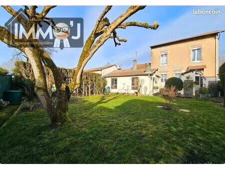 maison 5 pièces 105 m²