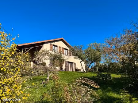 belle maison familiale à la campagne